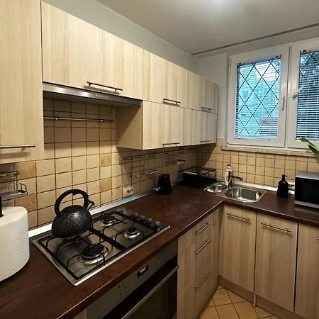 Metro & Old Town Praga Wiosenna *